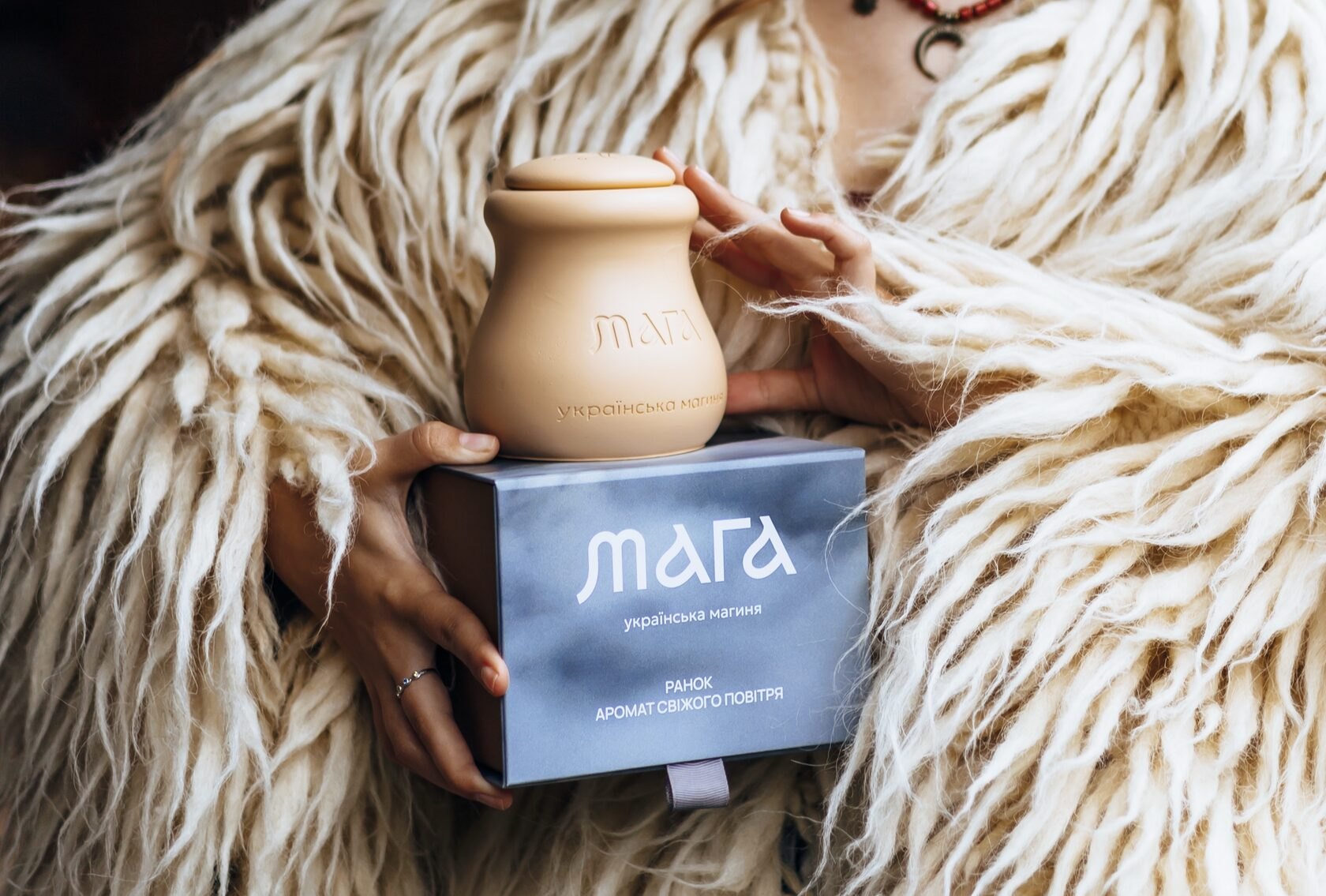 MAGA candle and gift box on Carpathian sheep wool